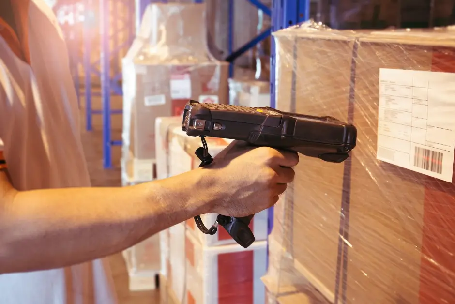 Vencru | How to Manage Warehouse Inventory Barcode Scanning